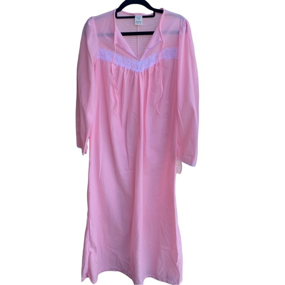 🆕 Vintage Pink Nightgown Dixie Belle Size Medium 36 - Picture 1 of 4